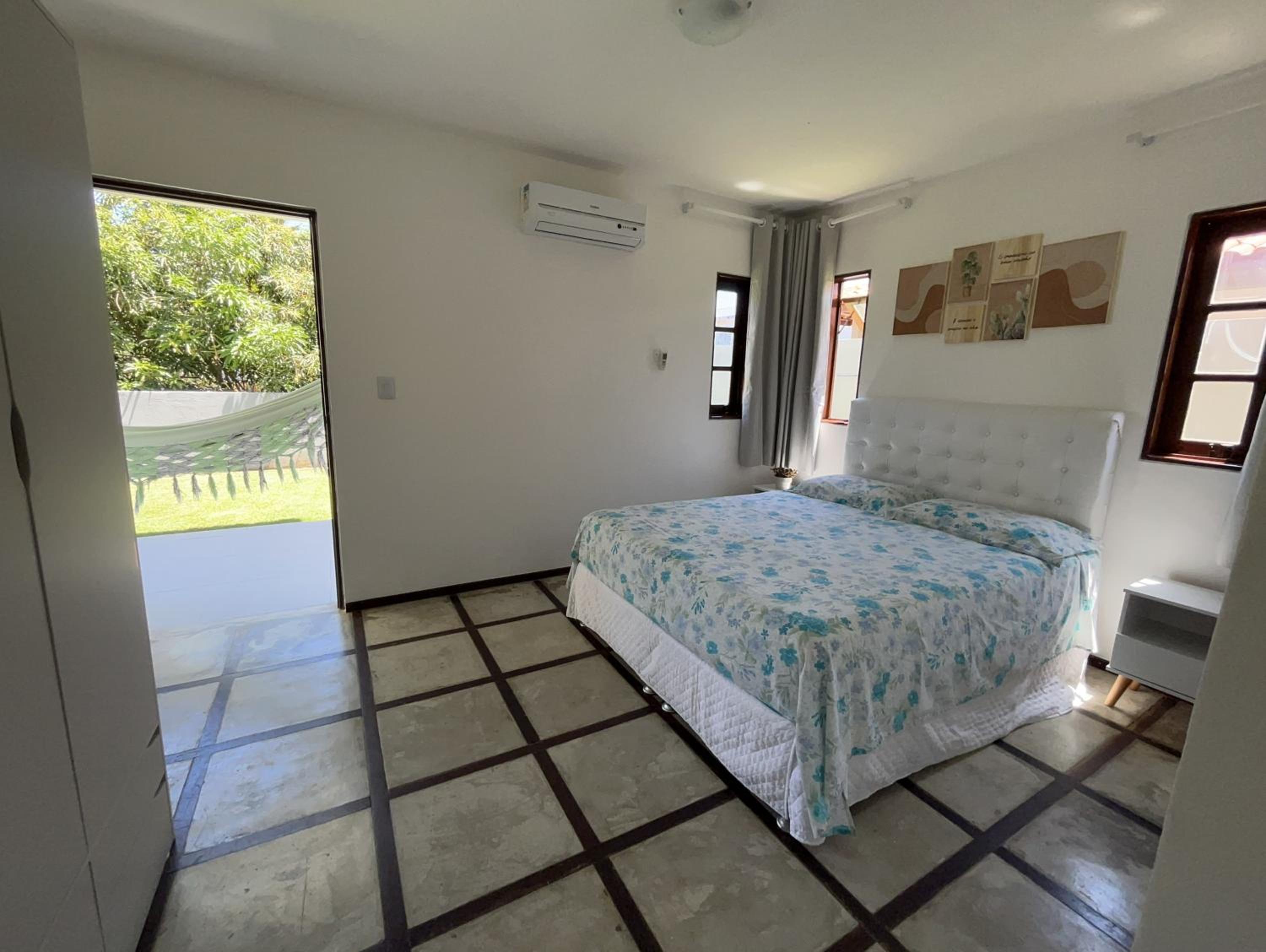 Linda casa de praia com piscina e 5 suítes - Ideal para famílias - Hibiscus - Condomínio beira mar