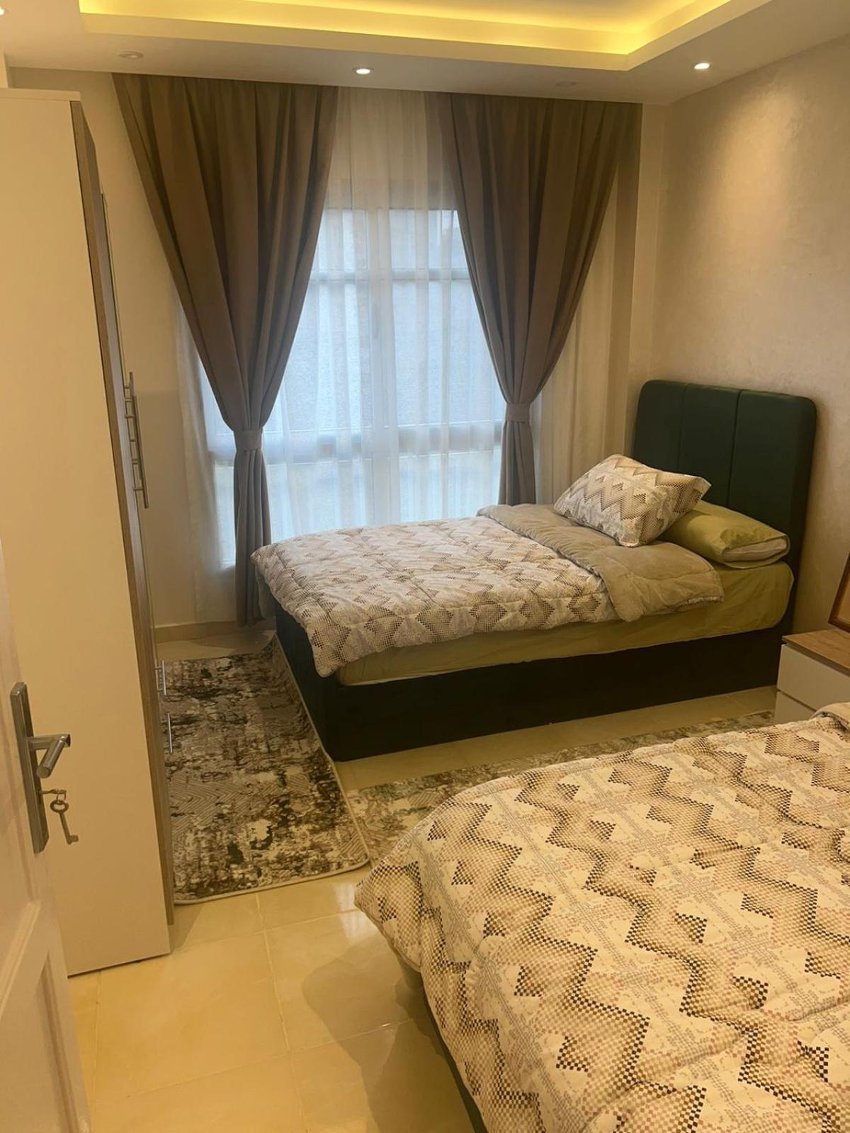 Cozy 3 Bedroom Family Apartment view 4