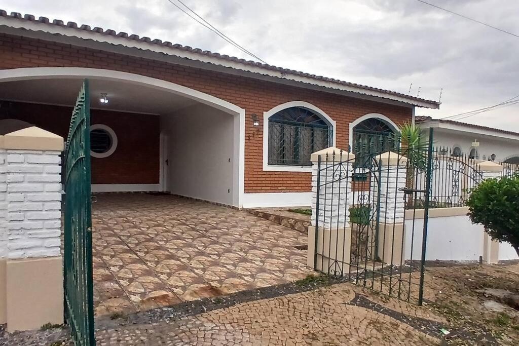 Excelente casa térrea