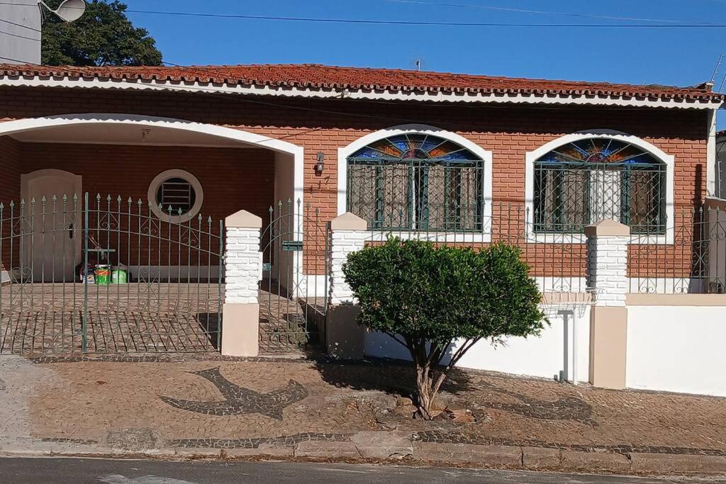 Excelente casa térrea