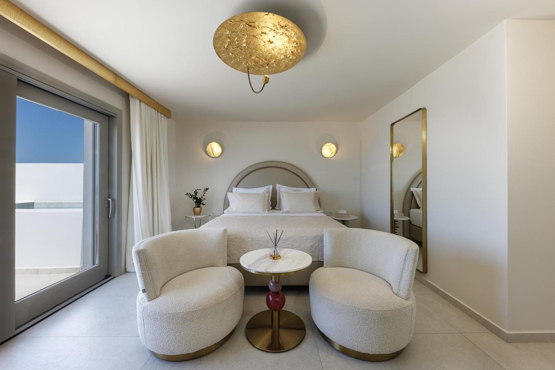 Oia Vacations - La Madeleine - Property Image 44