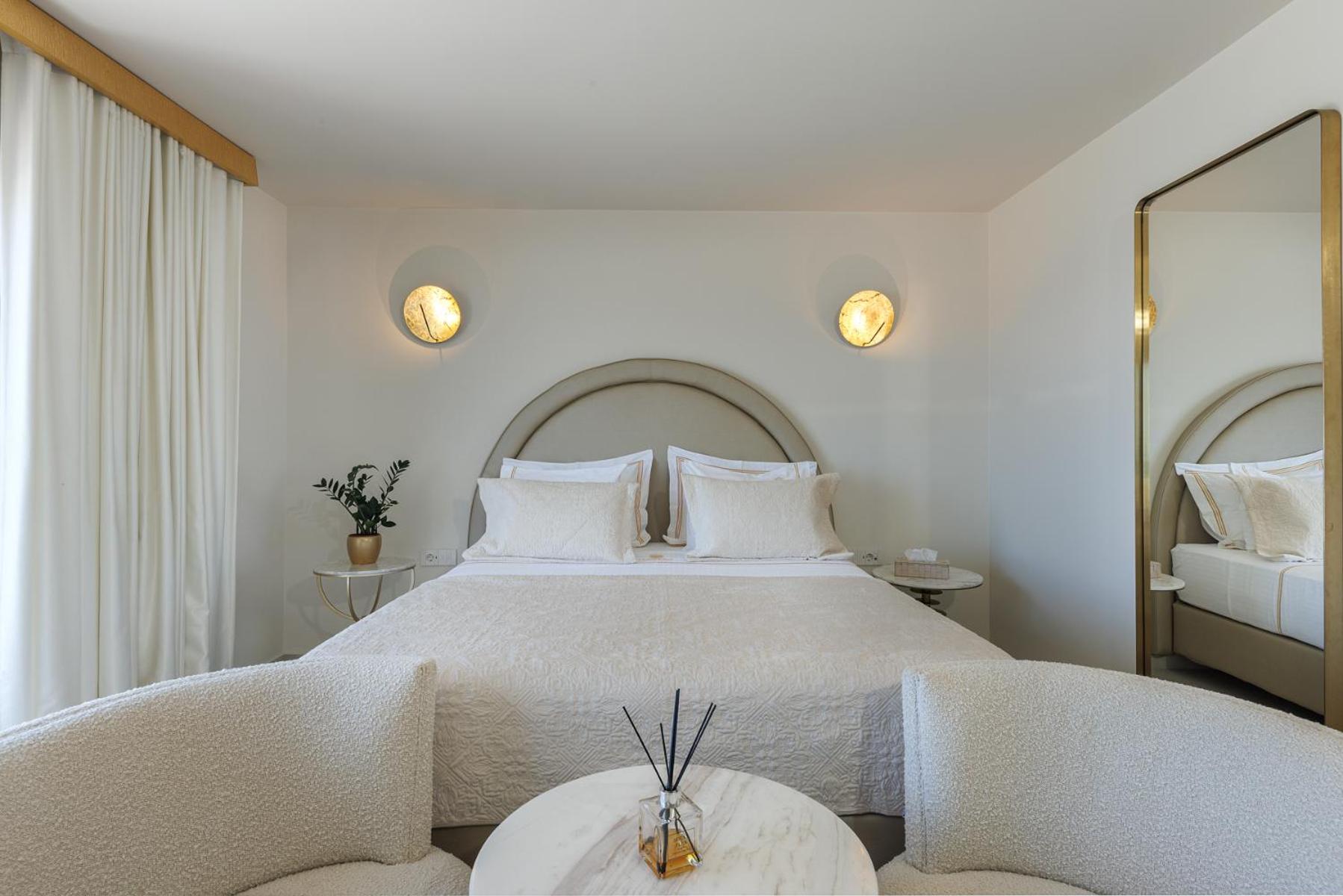 Oia Vacations - La Madeleine - Property Image 51