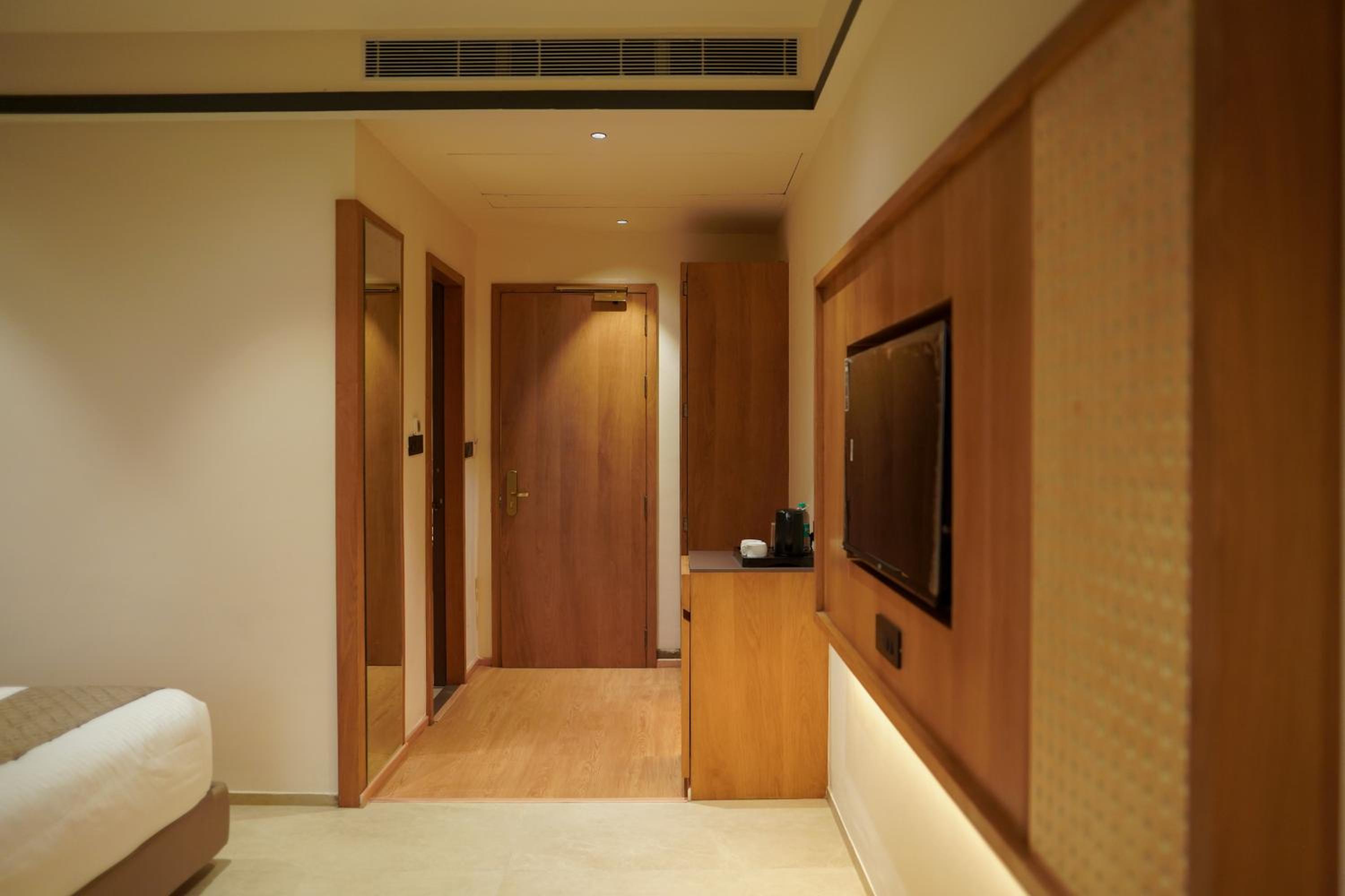 Photo 9