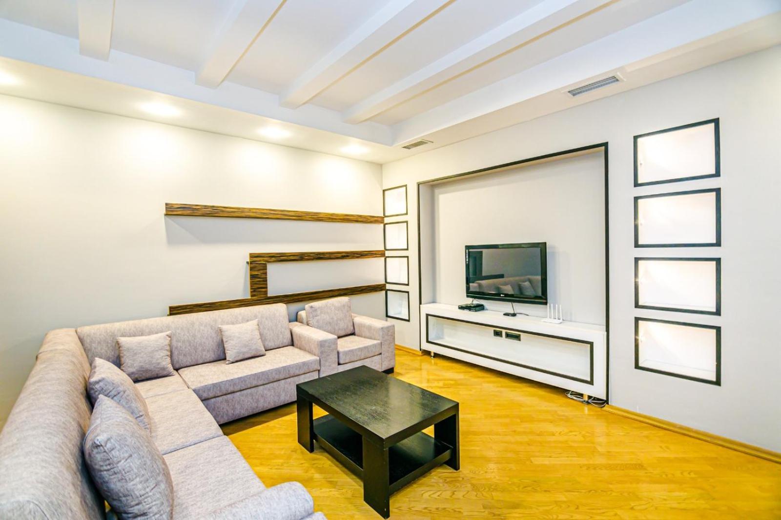 Charming Lux Apartment