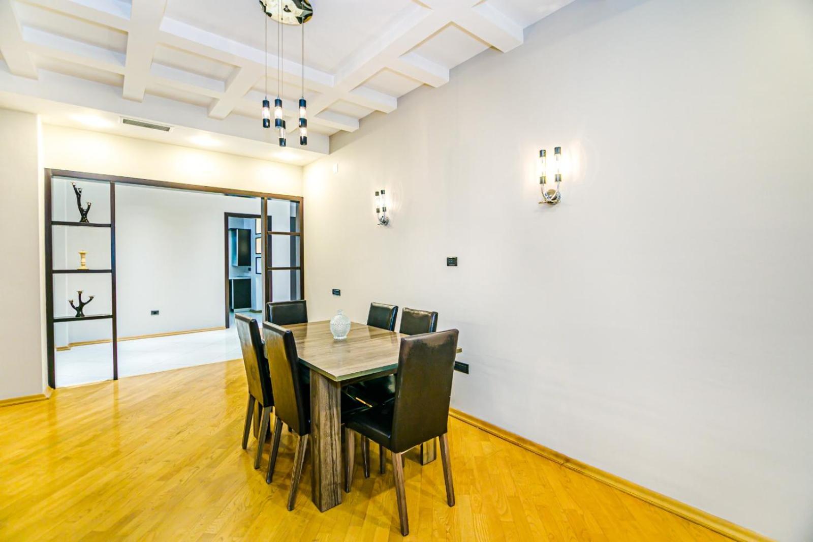 Charming Lux Apartment