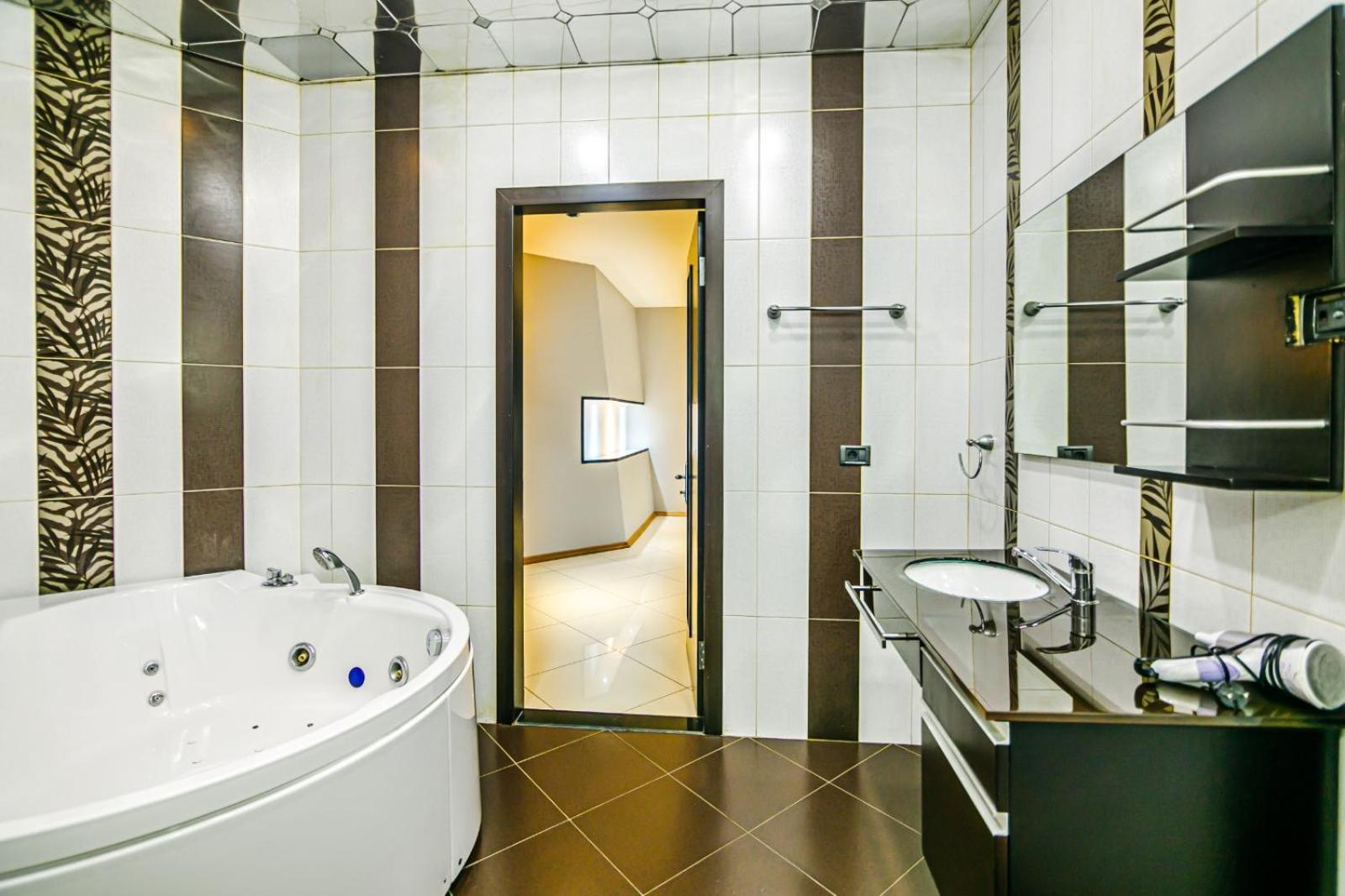 Charming Lux Apartment