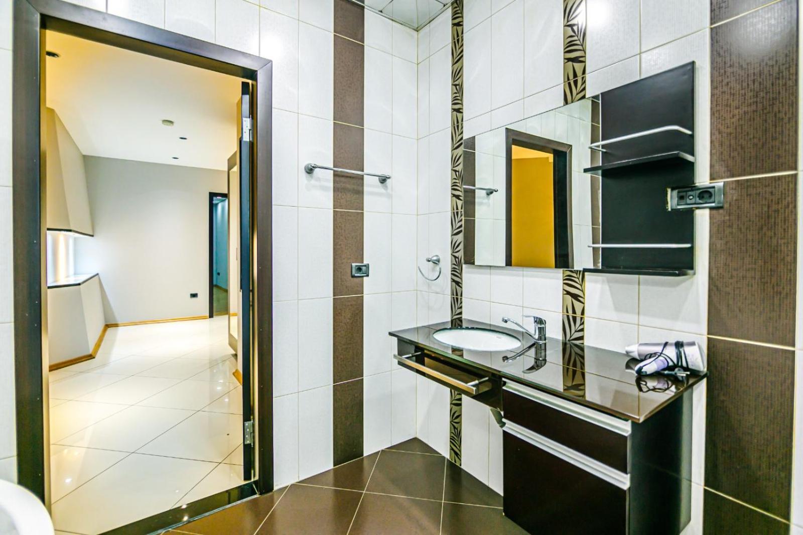 Charming Lux Apartment