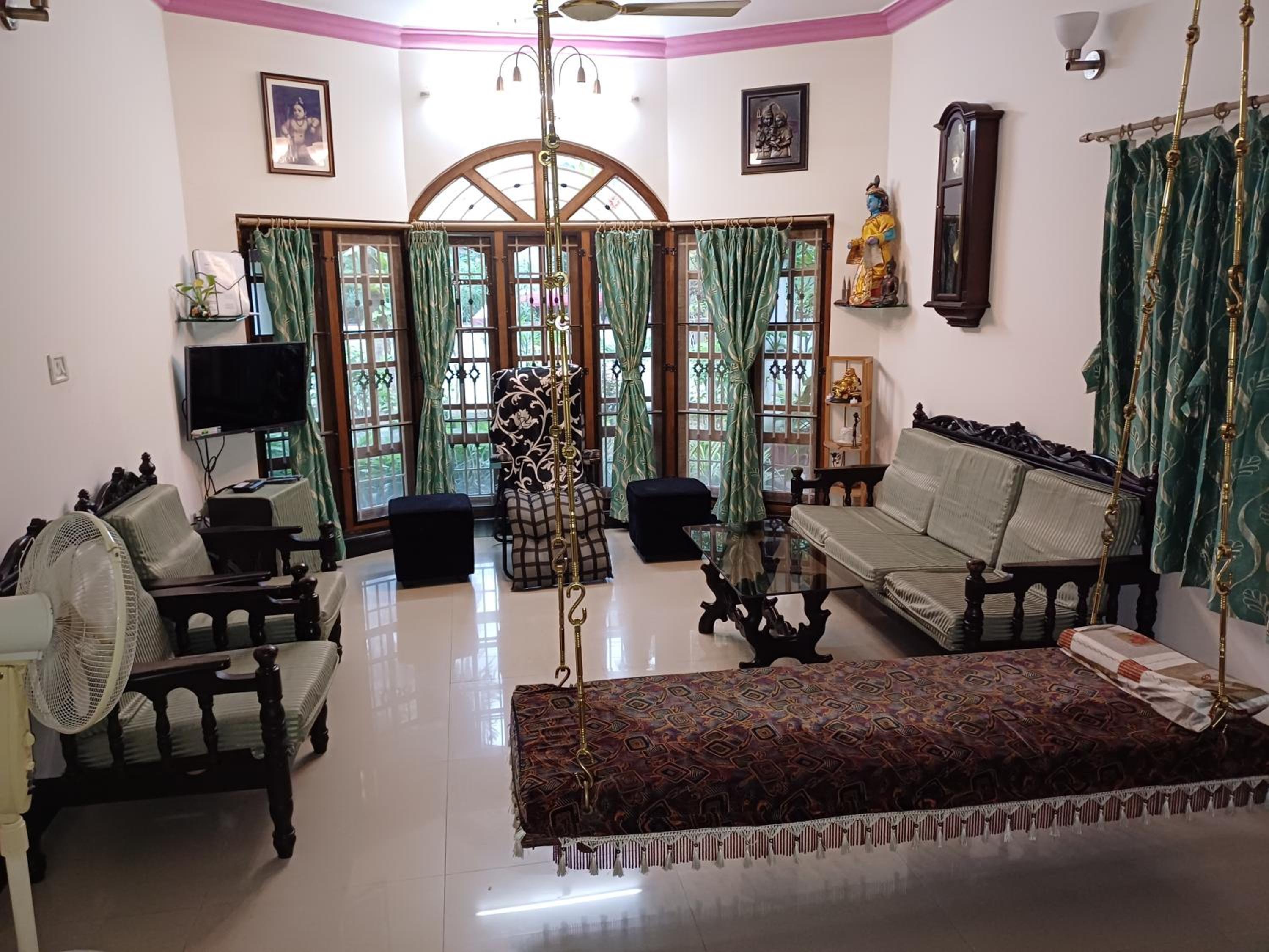 Unwind @ Serene Retreat view 3