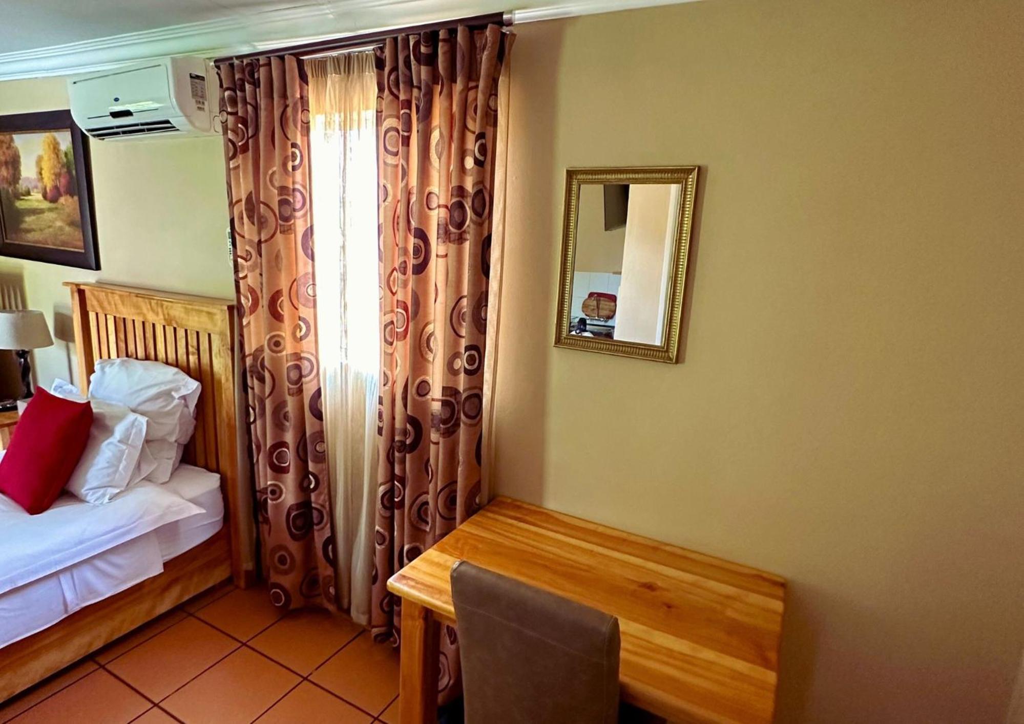 SETLHARE GUEST LODGE