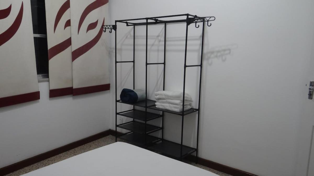 Confortavel com vista do Canal, tudo a pé