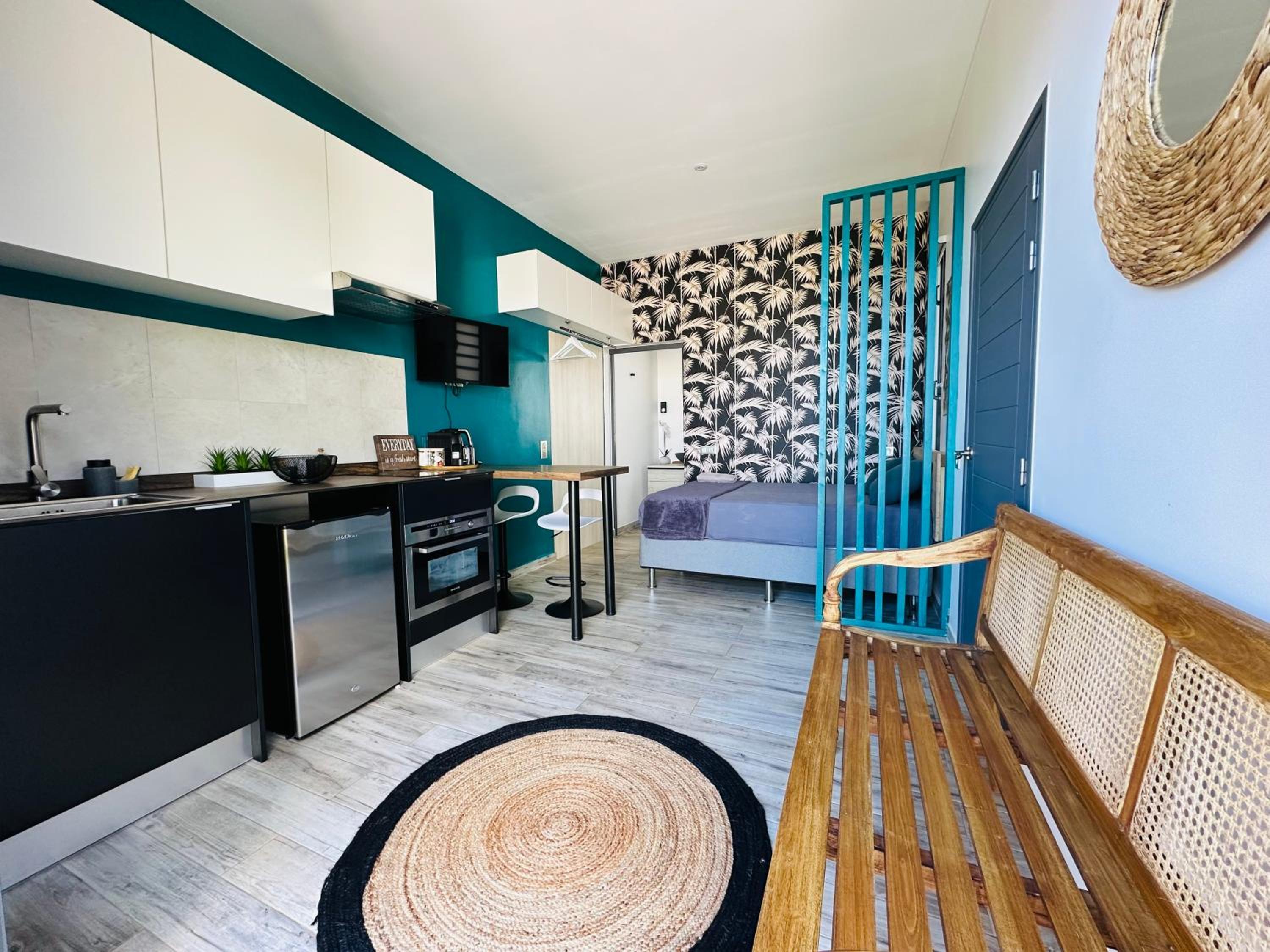 Hotel Tahitian Good Vibes - Image 1