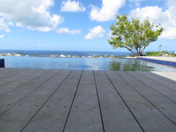 Breezin St James by Island Villas