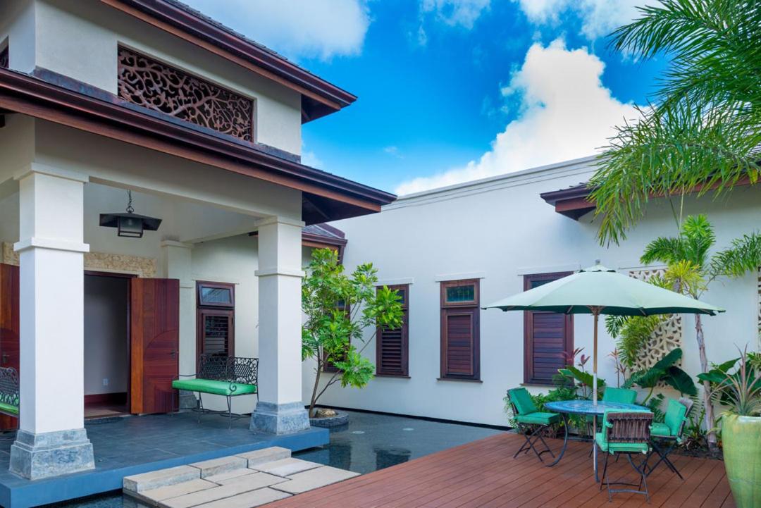 Breezin St James by Island Villas