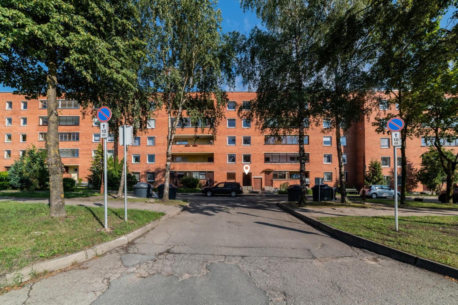ASTeS Apartments