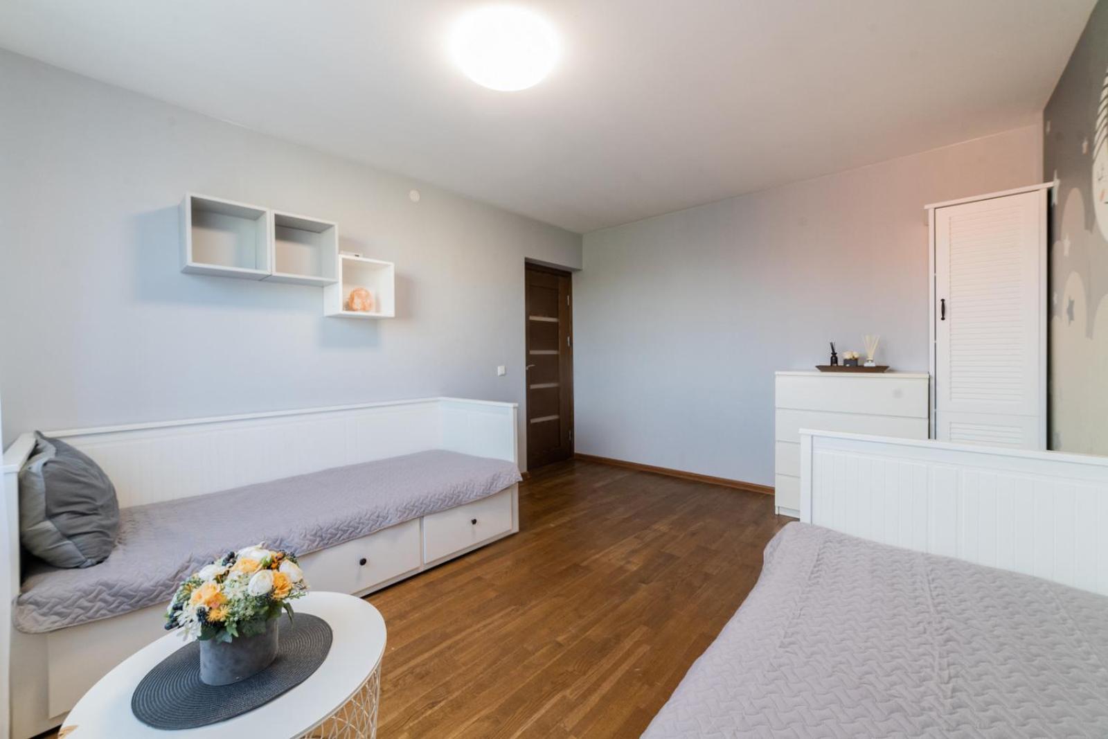 ASTeS Apartments