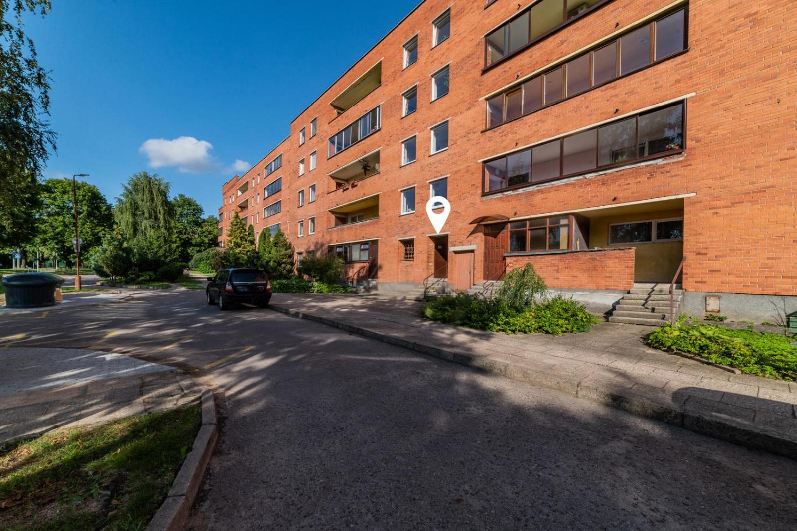 ASTeS Apartments