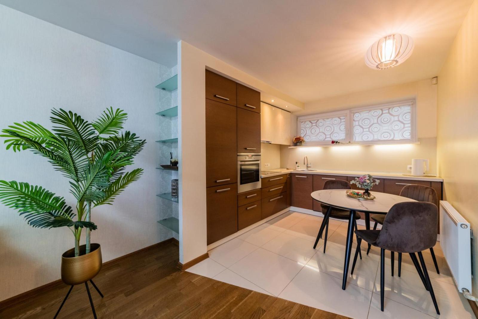 ASTeS Apartments