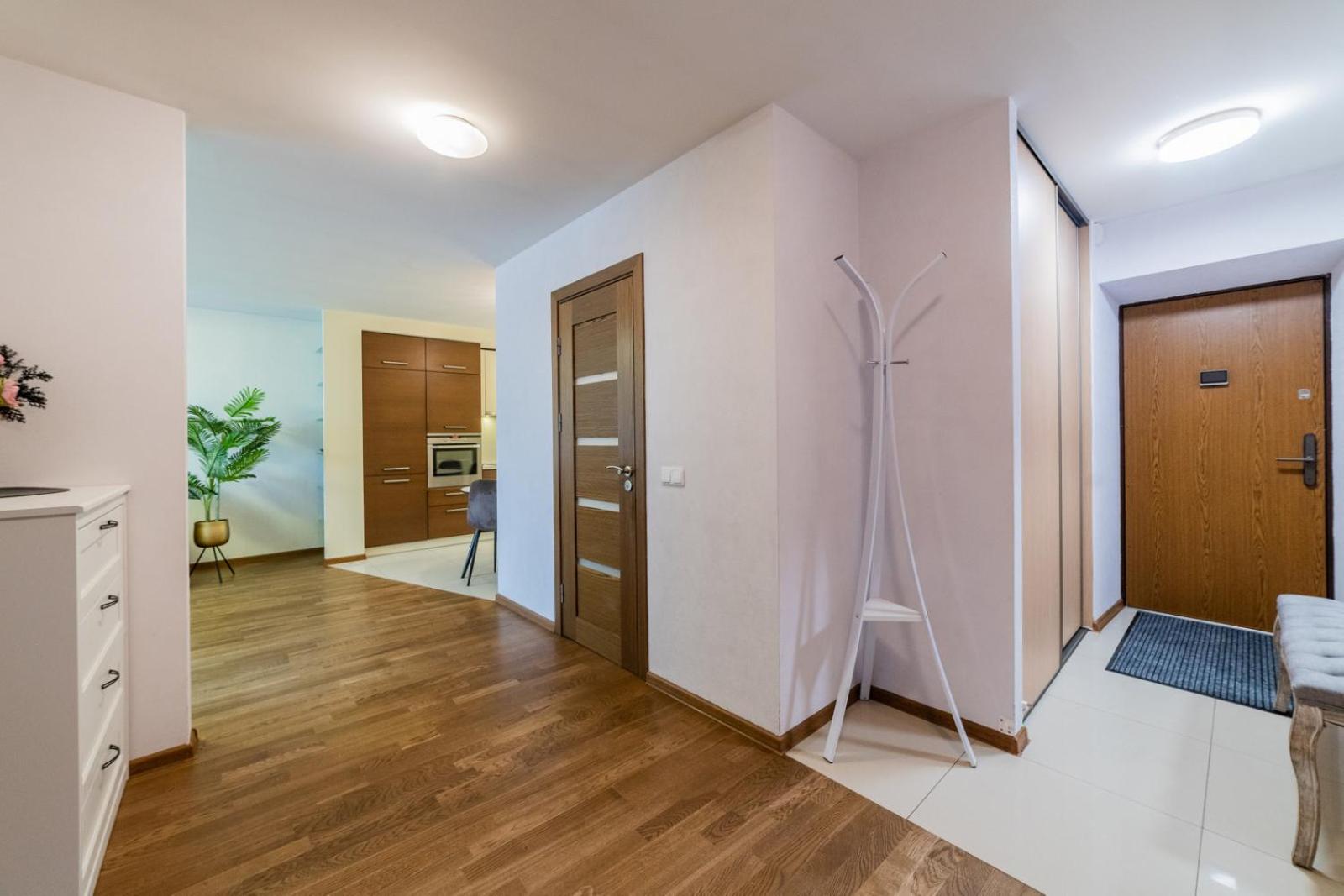 ASTeS Apartments