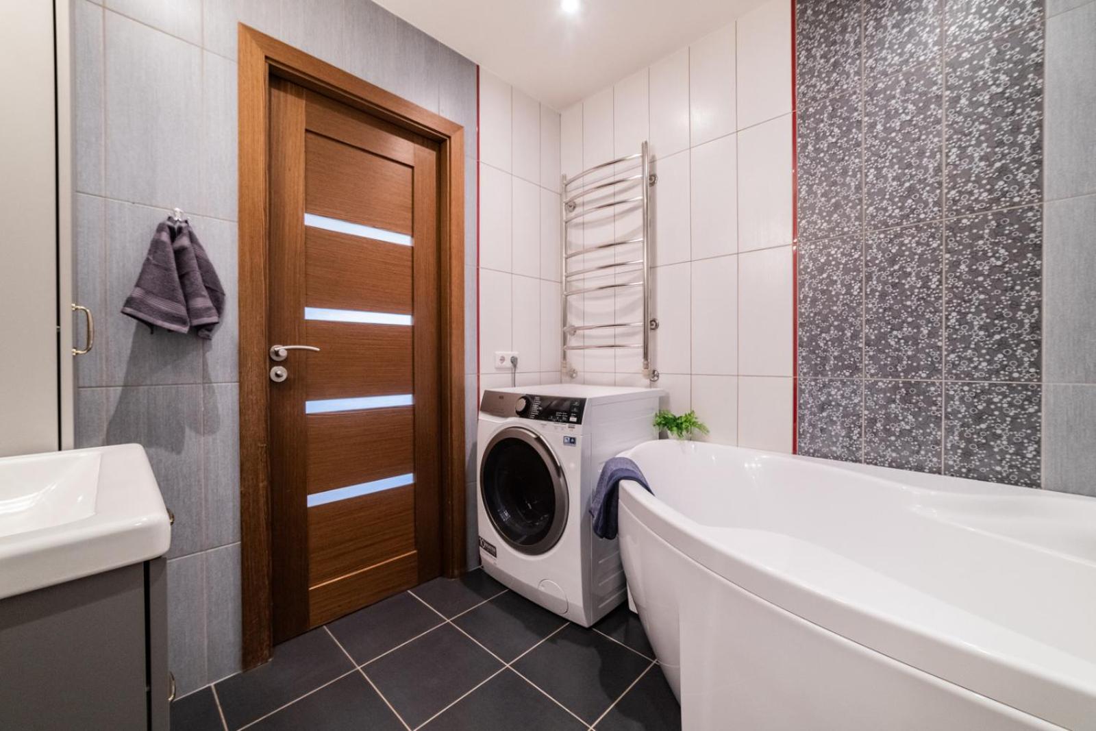 ASTeS Apartments