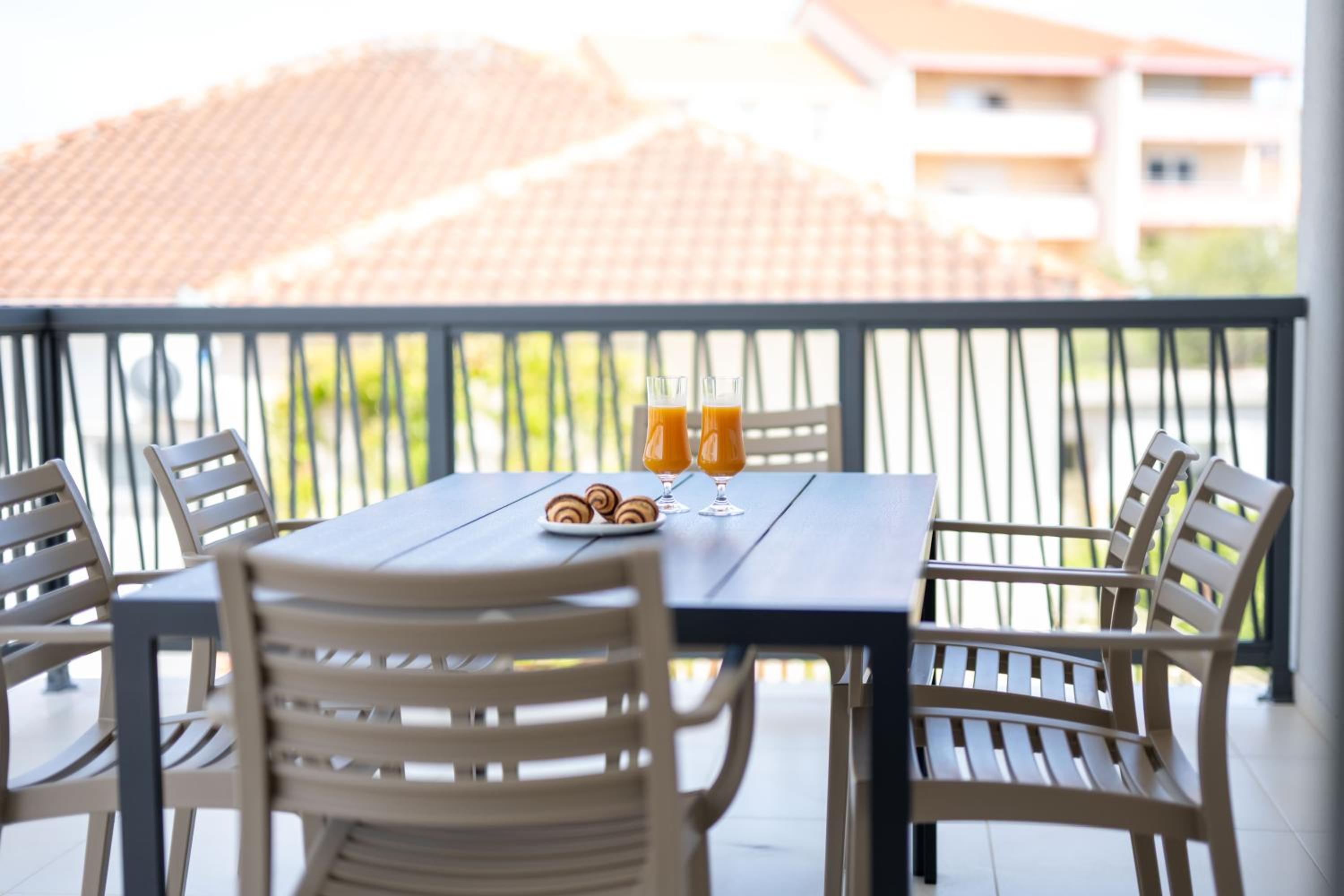 Photo 73
