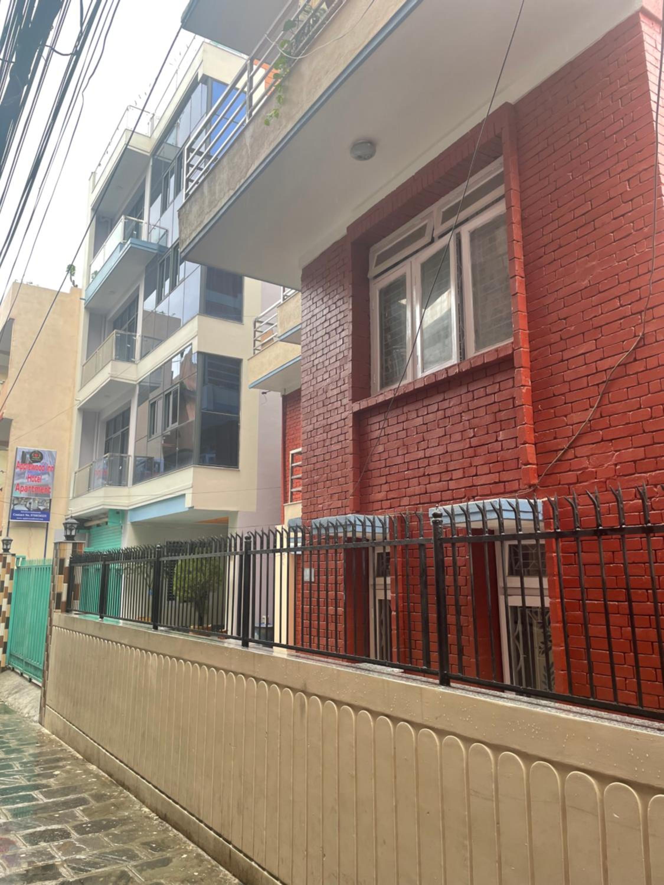 Applewood apartments view 3