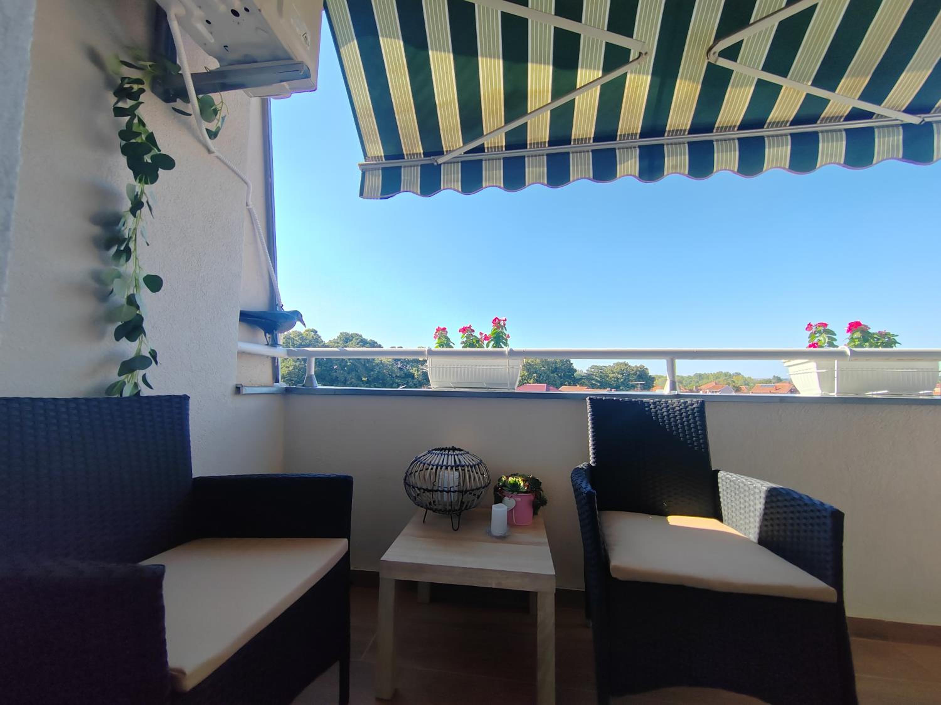 Apartment "PERLA LUX" 4 STARS by Central park included FREE Wi-Fi & Parking & Kitchen & Washing mashine & Keyless code entry & Hidden terrace view 5