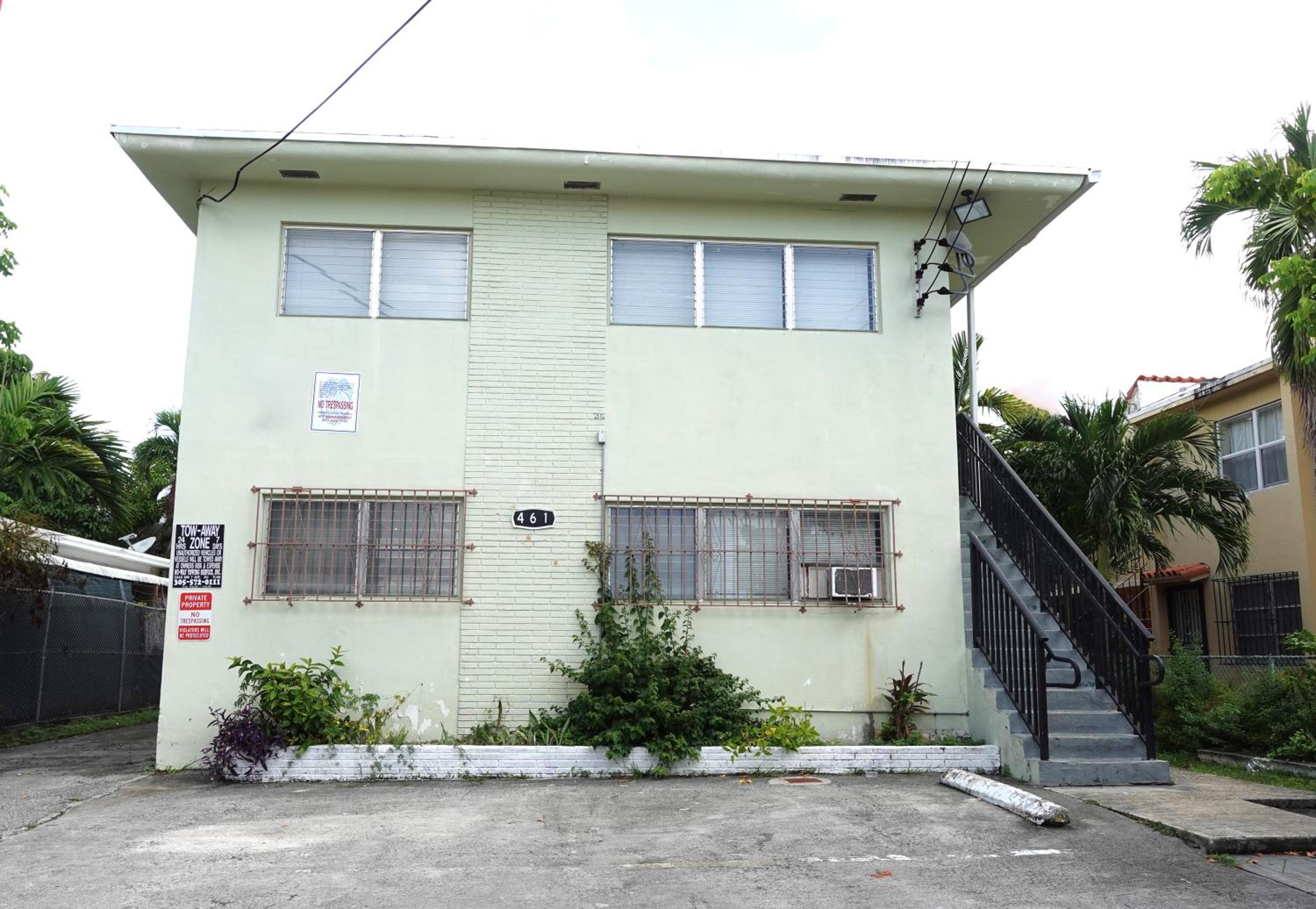 Vibrant Little Havana Apt with Parking