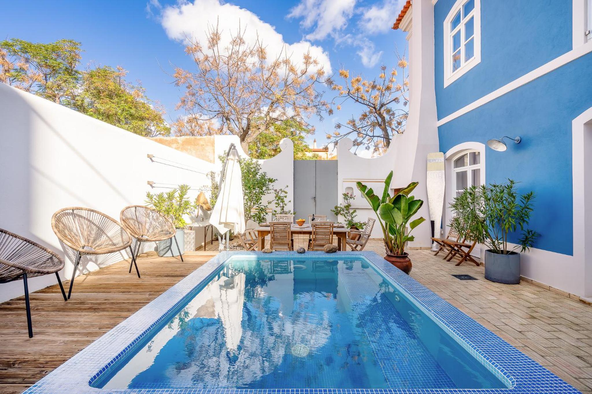 Casa Blue view 2
