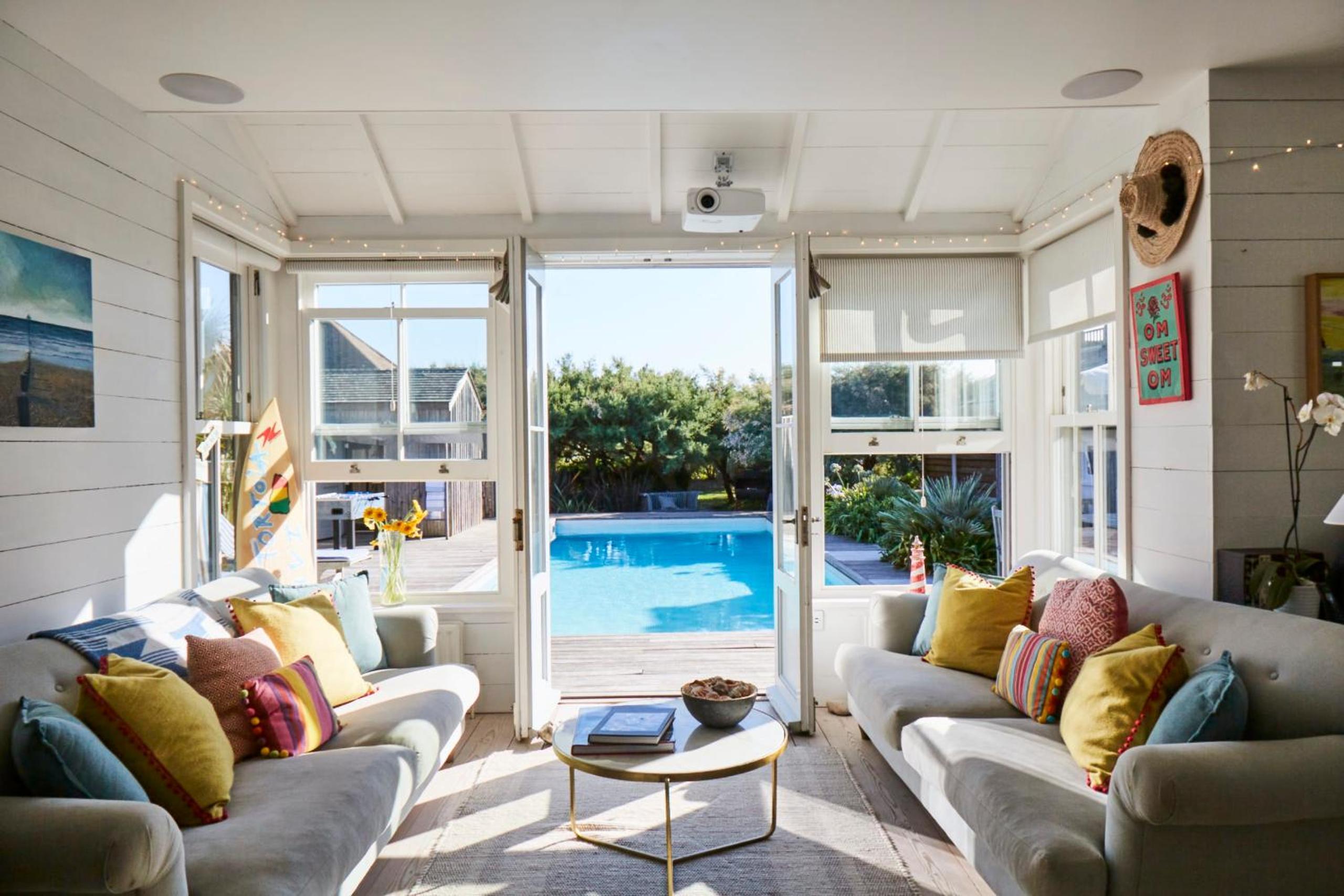Beachfront House w Pool & Steam view 4