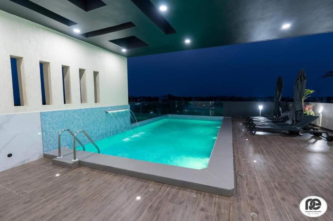 Avec piscine