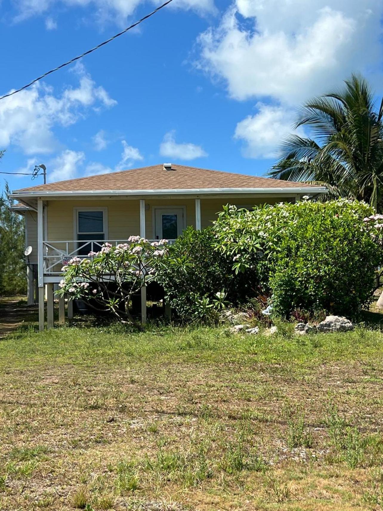 Scena's Place - Property Image 1