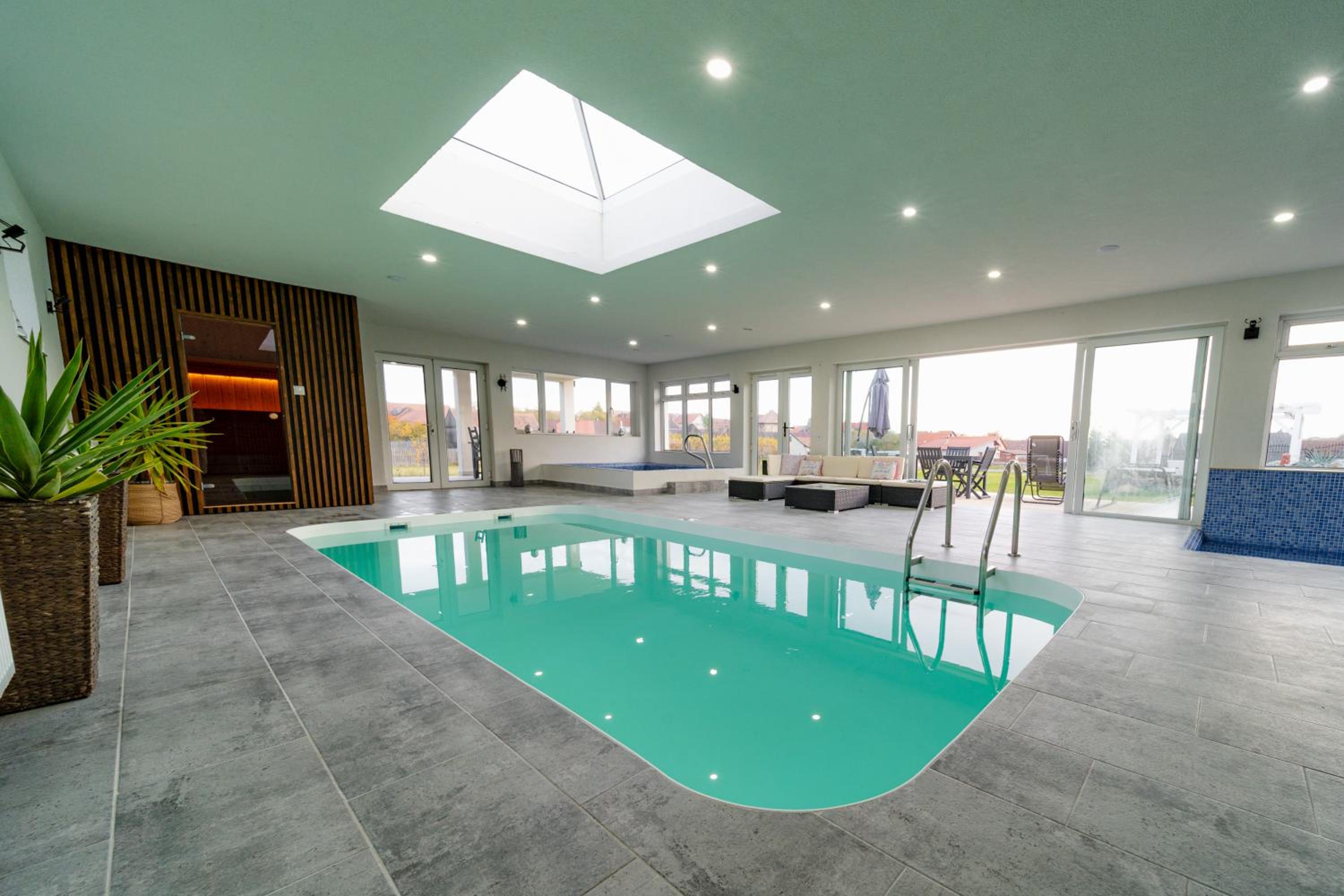 Harghita Sunrise Whole Complex With Indoor Spa, photo 45