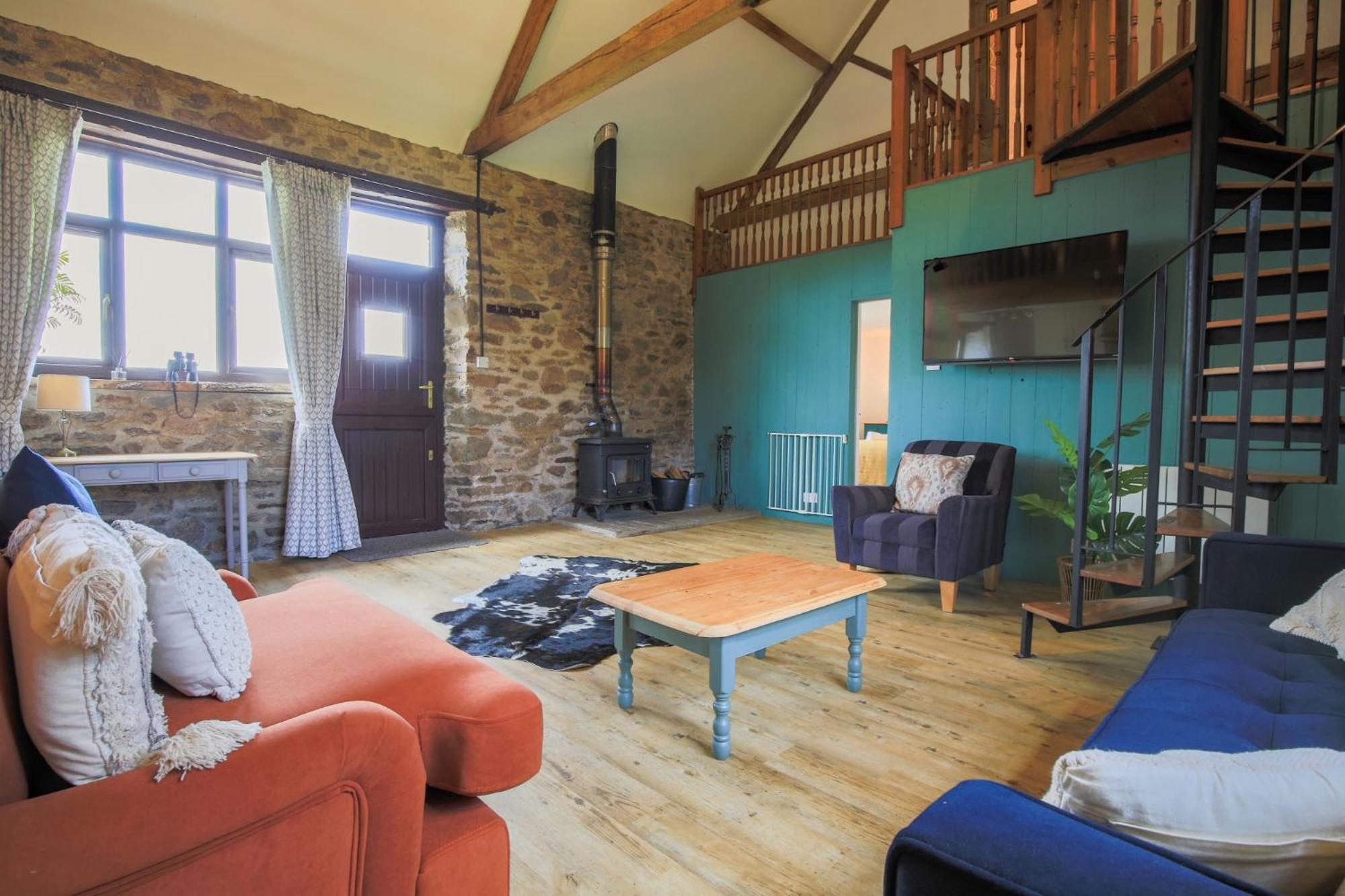 Kiri - Charming Cottage Perfect for Large Groups & Family view 5