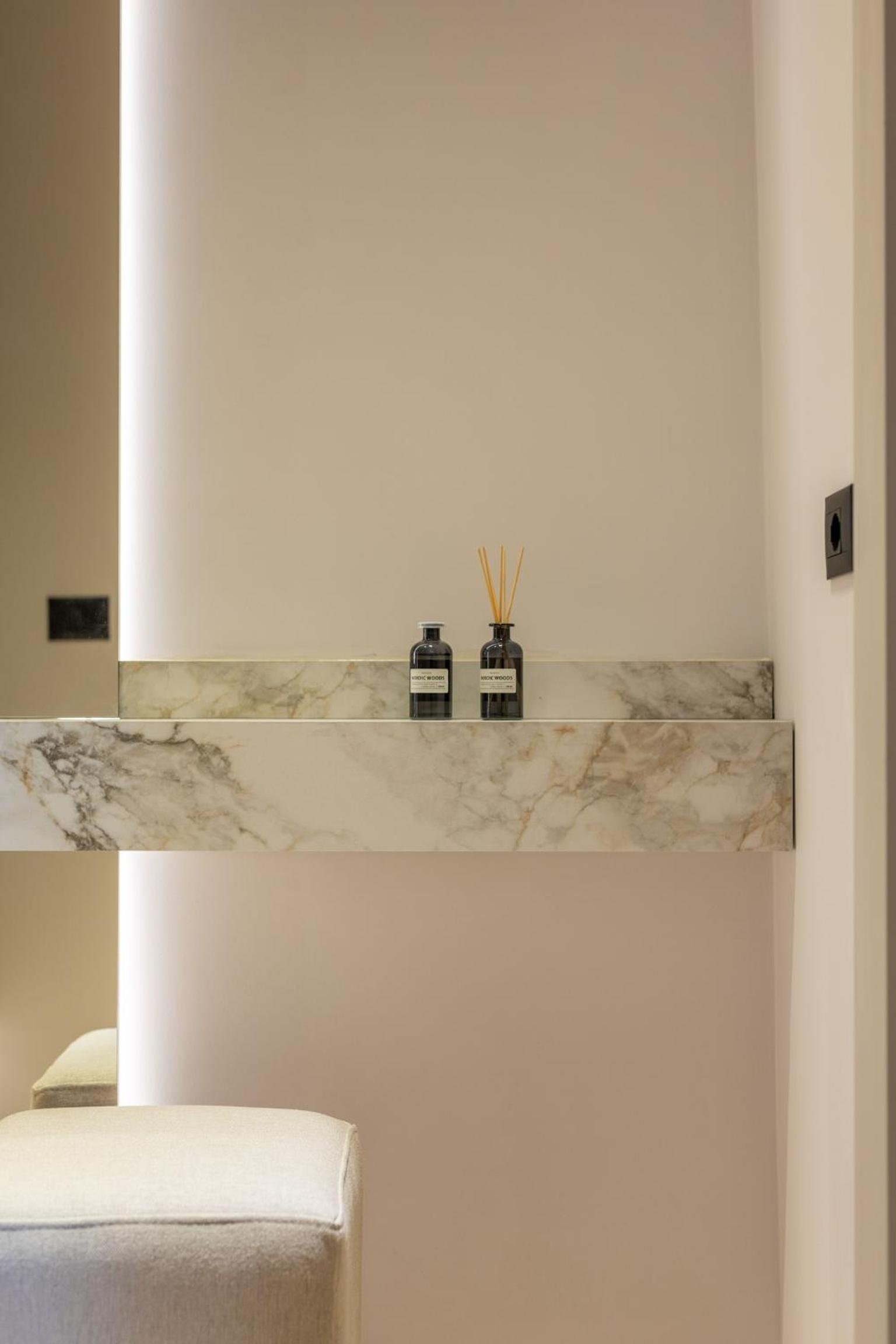 Central Inn, New Bazaar Apartment