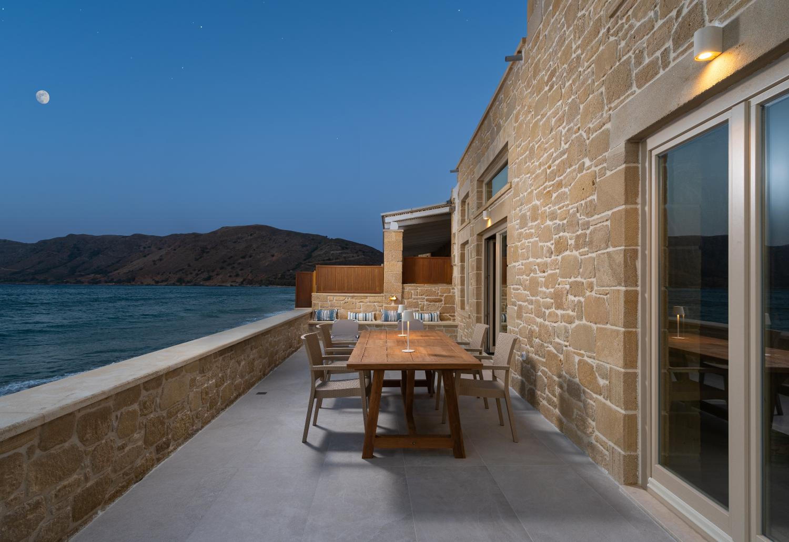 Villa Maistros