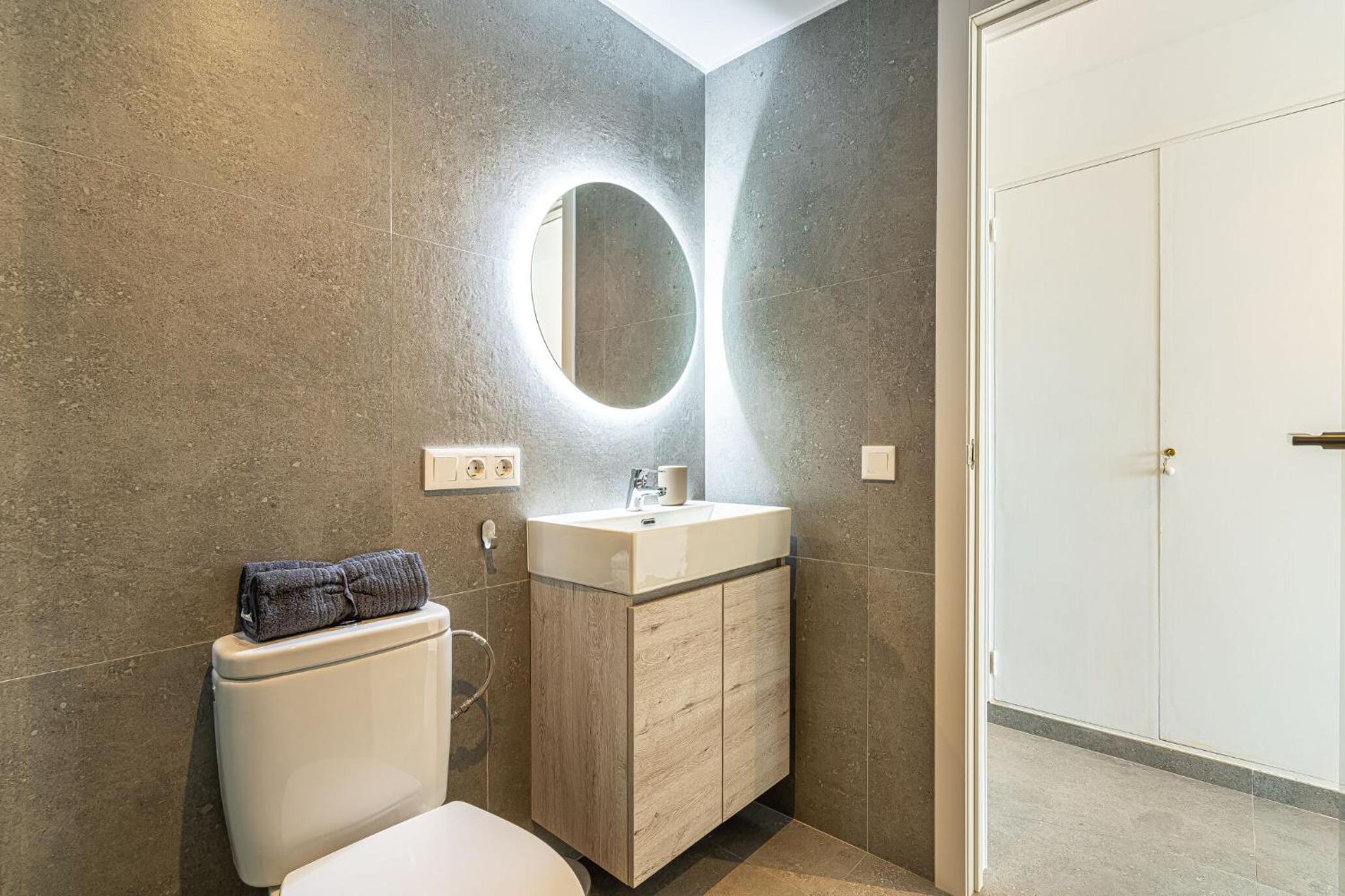 Modern Renovated Apartment with Terrace in Playa de las Americas en Playa de las Americas