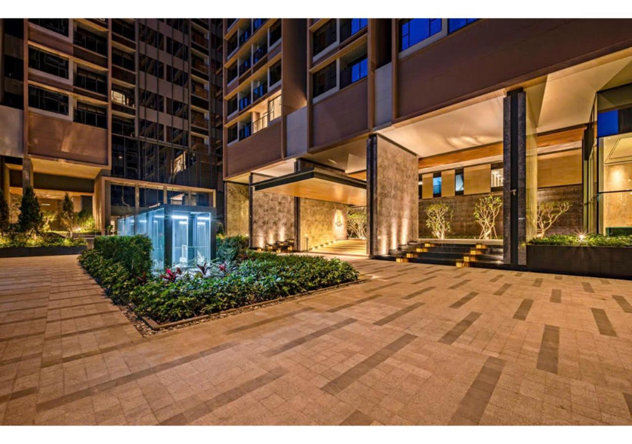Salute de Madison Apartments
