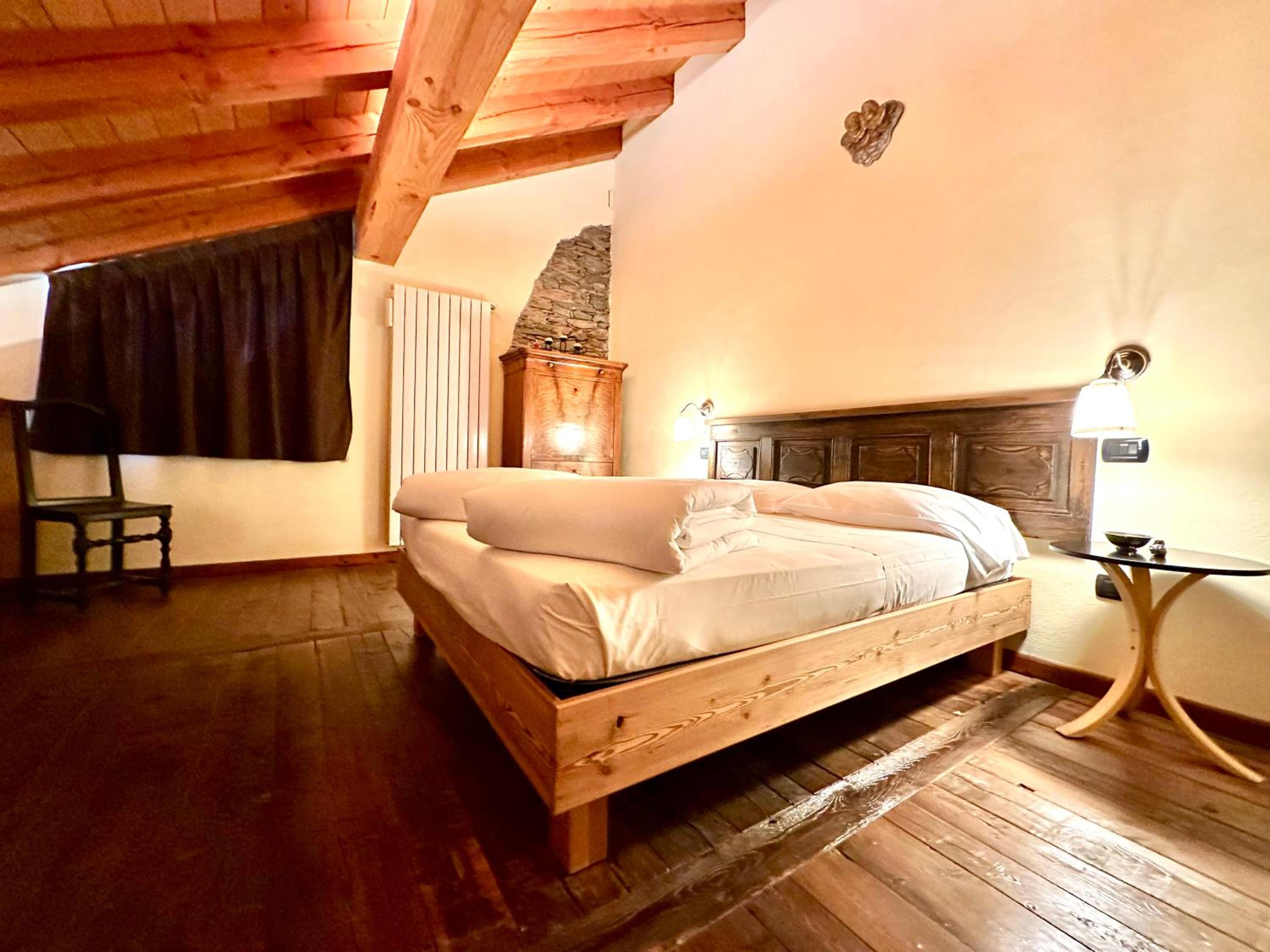 Maison Rosset agriturismo, camere, APPARTAMENTI e spa in Valle d'Aosta view 2