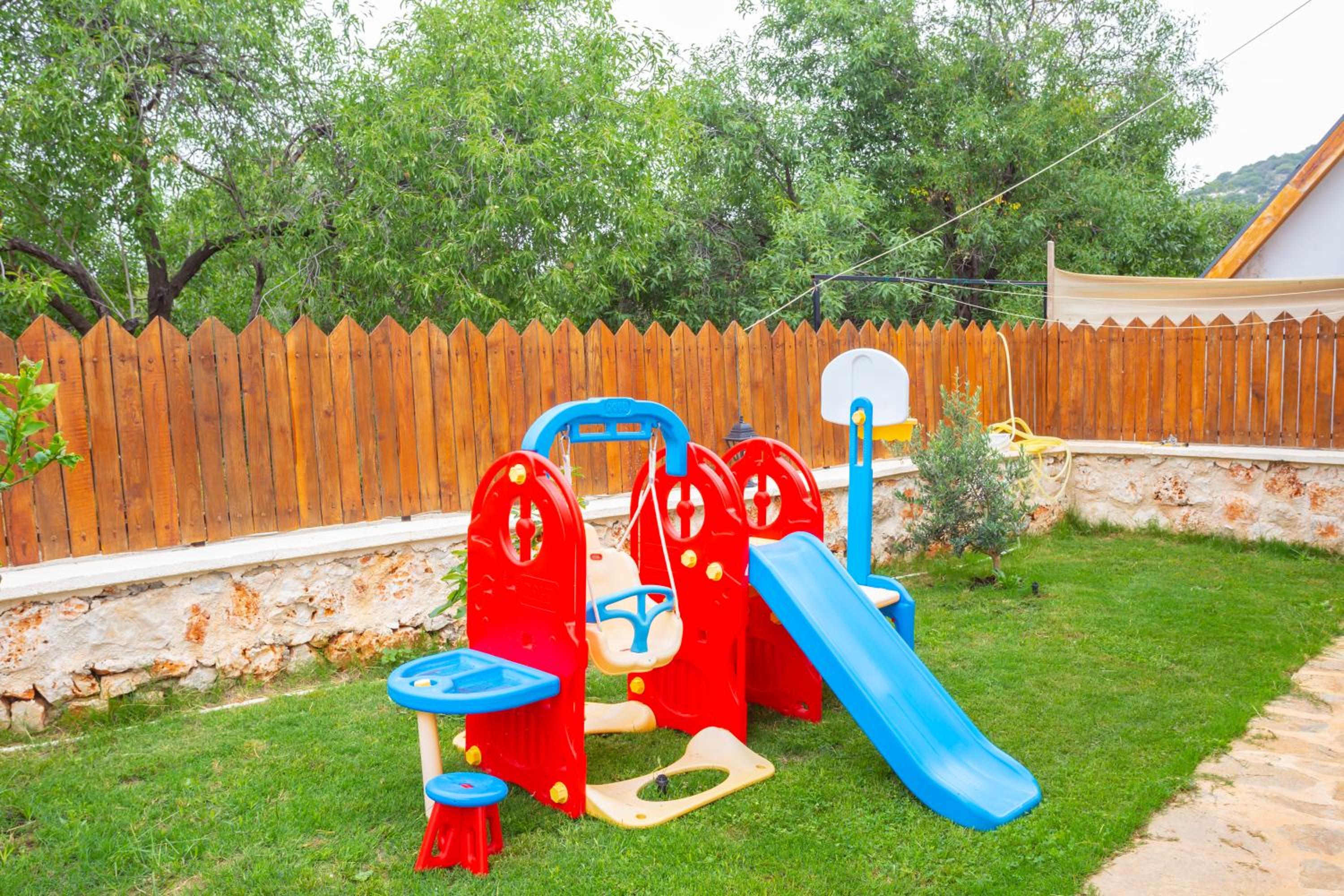Photo 25