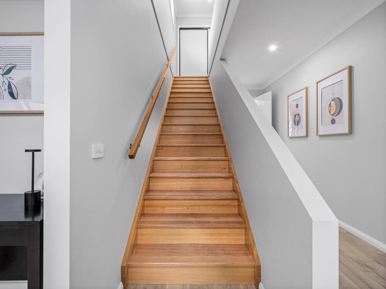 Brand new 3 bed townhouse walk to town