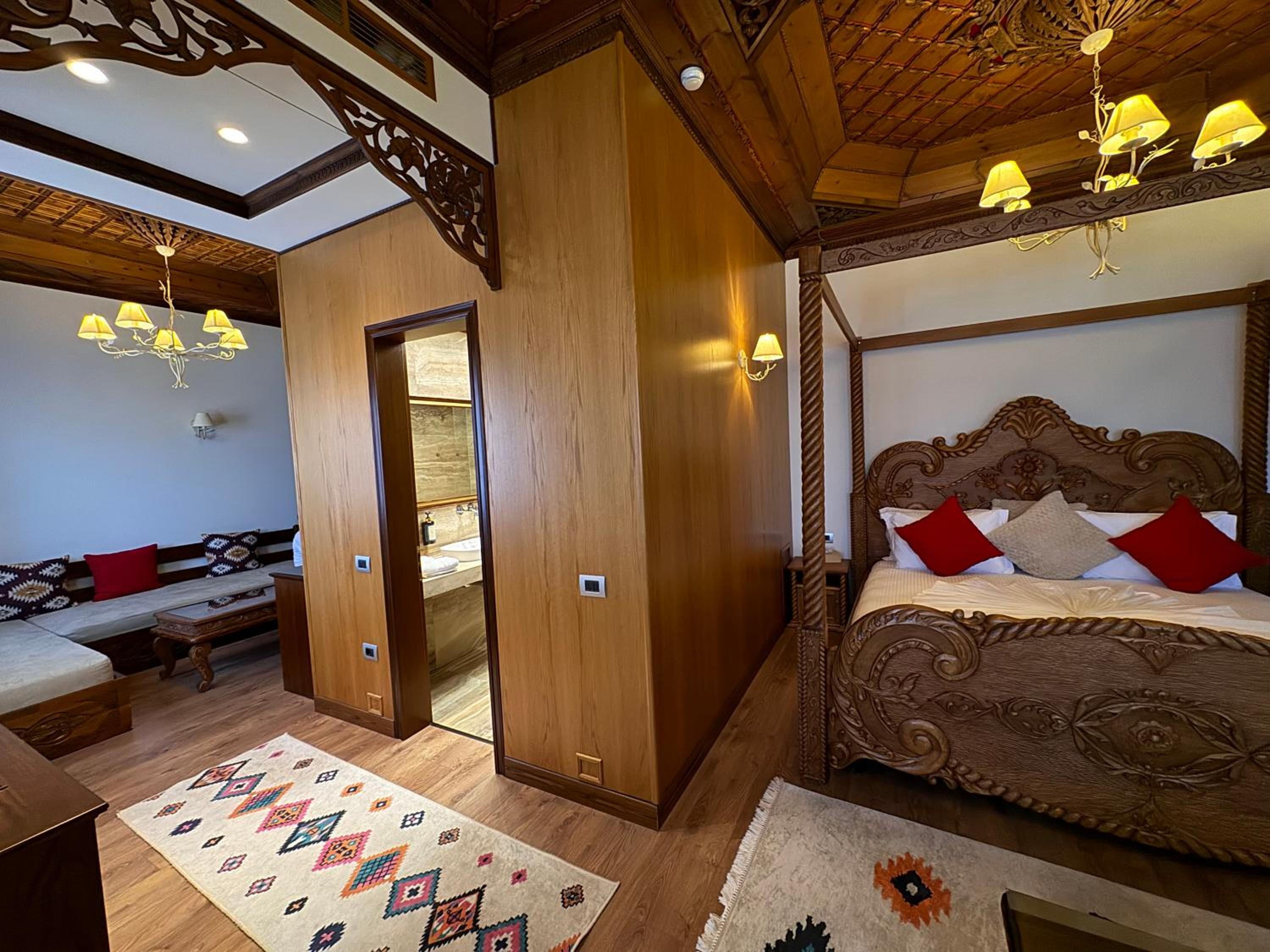 KERCULLA Resort