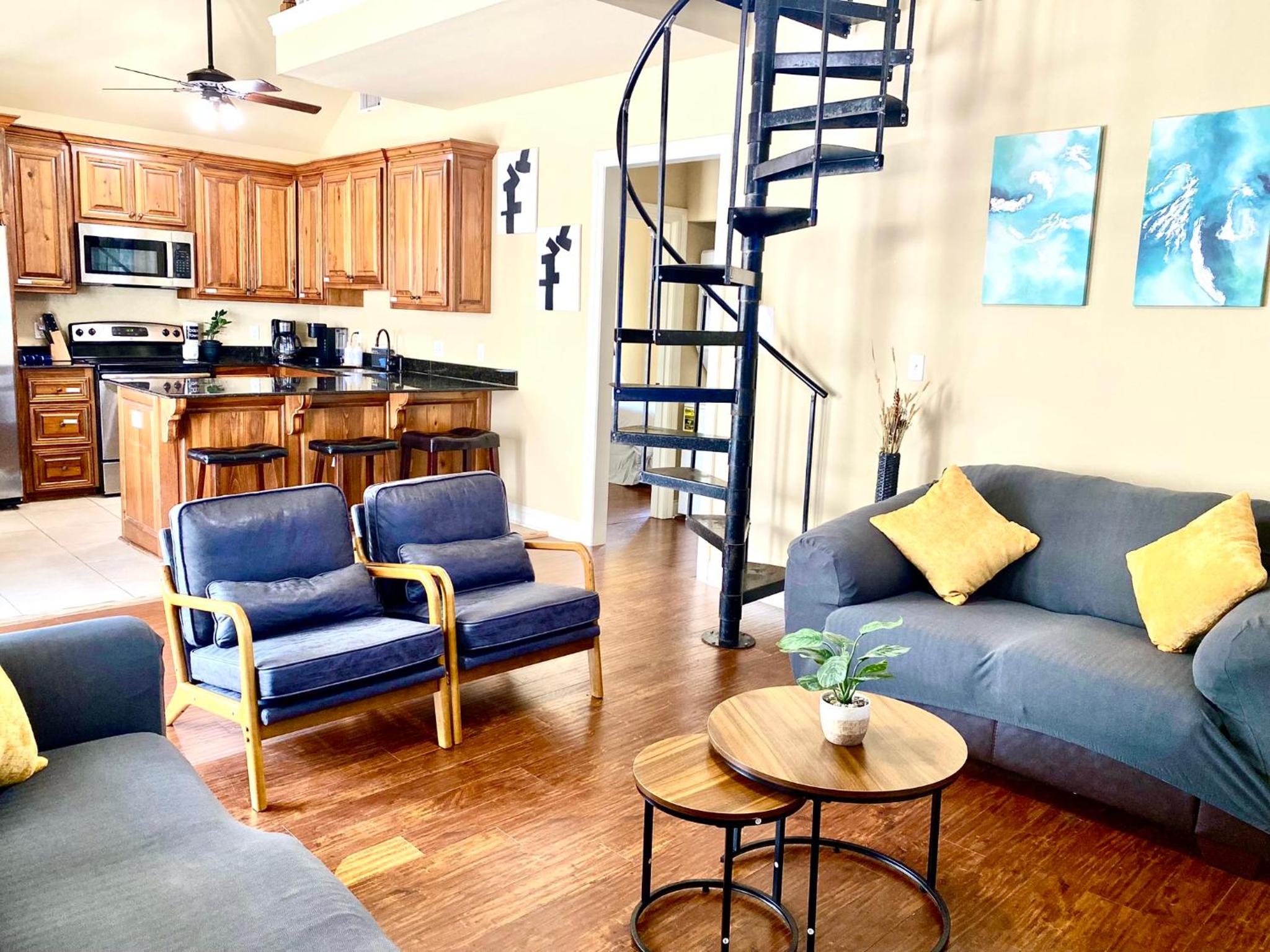 Grand Isle Unit E pet friendly detached condo 3 bedrooms 1 bath easy beach access
