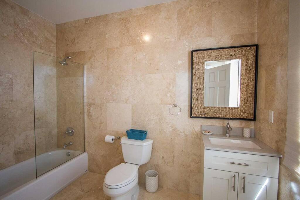 Luxury Townhouse in Palm Cay, Nassau Bahamas