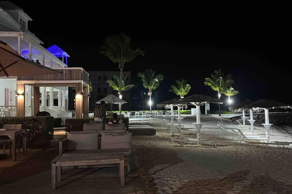 Luxury Townhouse in Palm Cay, Nassau Bahamas