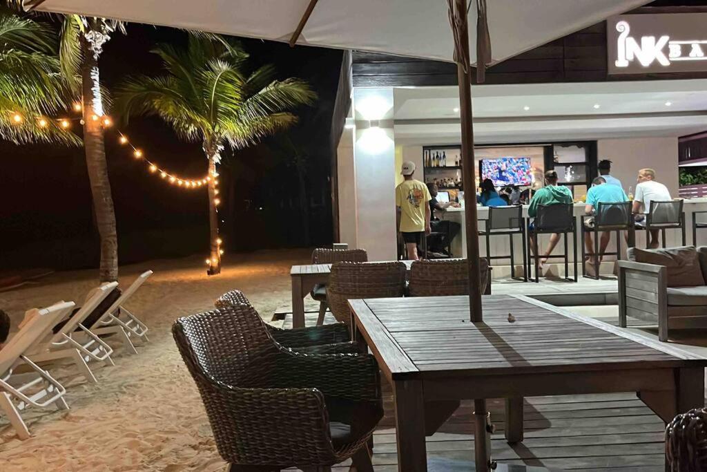 Luxury Townhouse in Palm Cay, Nassau Bahamas