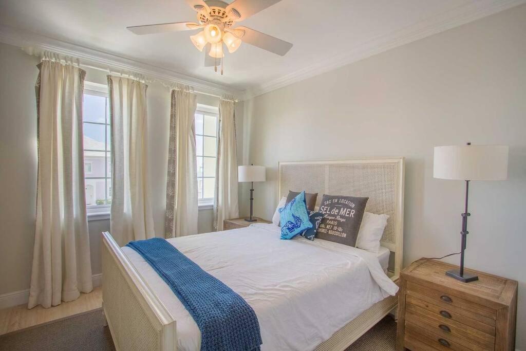 Luxury Townhouse in Palm Cay, Nassau Bahamas
