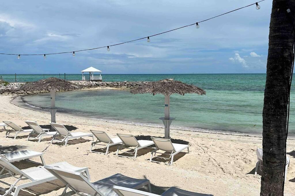 Luxury Townhouse in Palm Cay, Nassau Bahamas