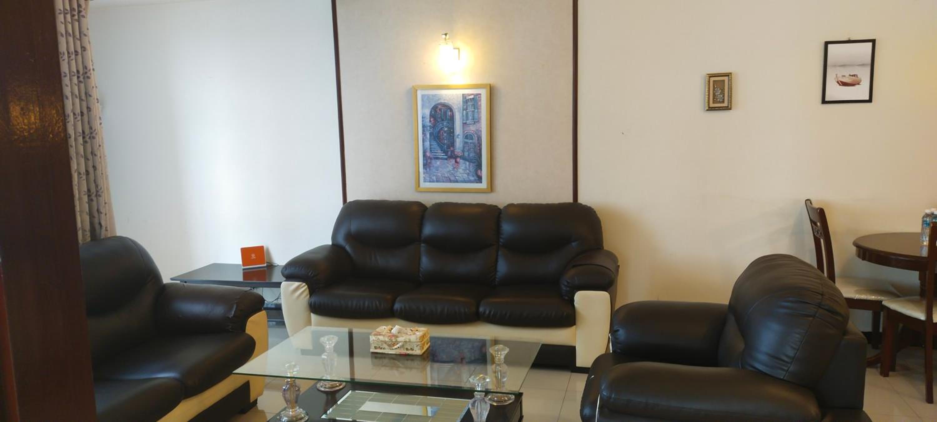 BBS Suites At Times Square
