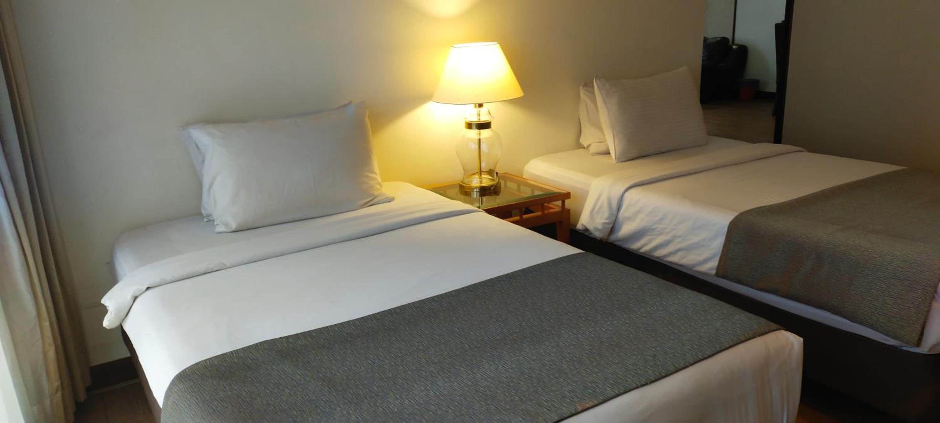 BBS Suites At Times Square