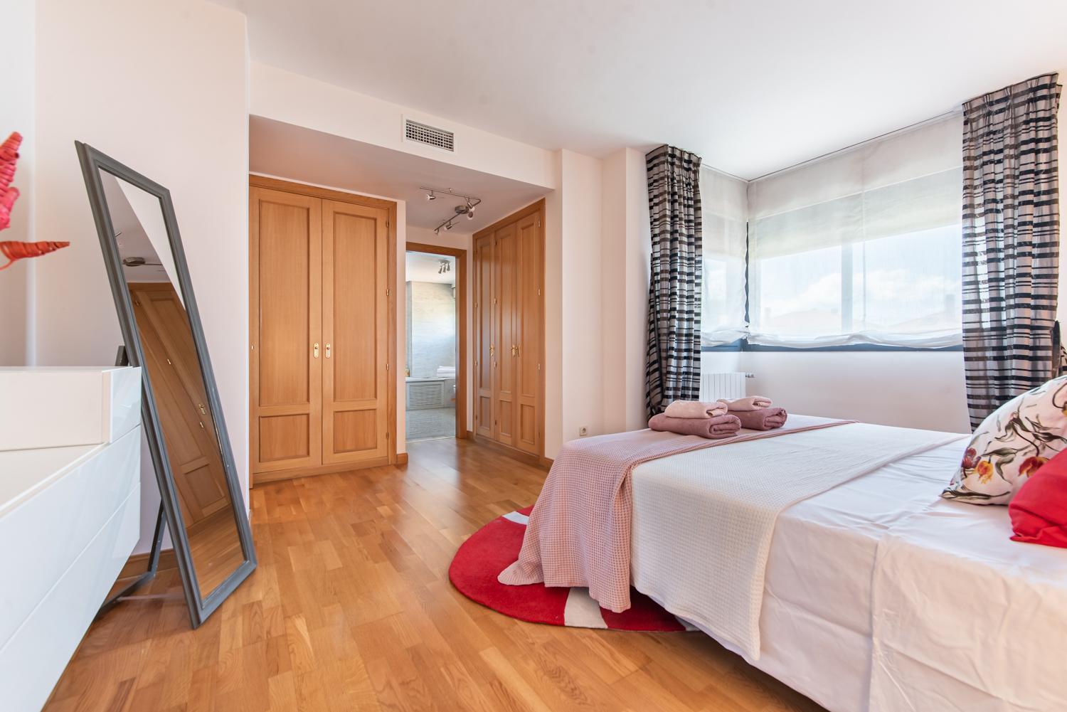 Charming Home with Pool and Garden, Just Outside Madrid photo 2